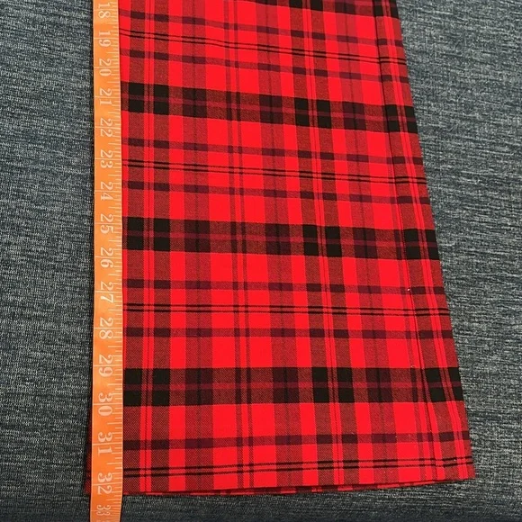 Ann Taylor Red Black Plaid Flare Pants, Size‎ 10 - Picture 16 of 16
